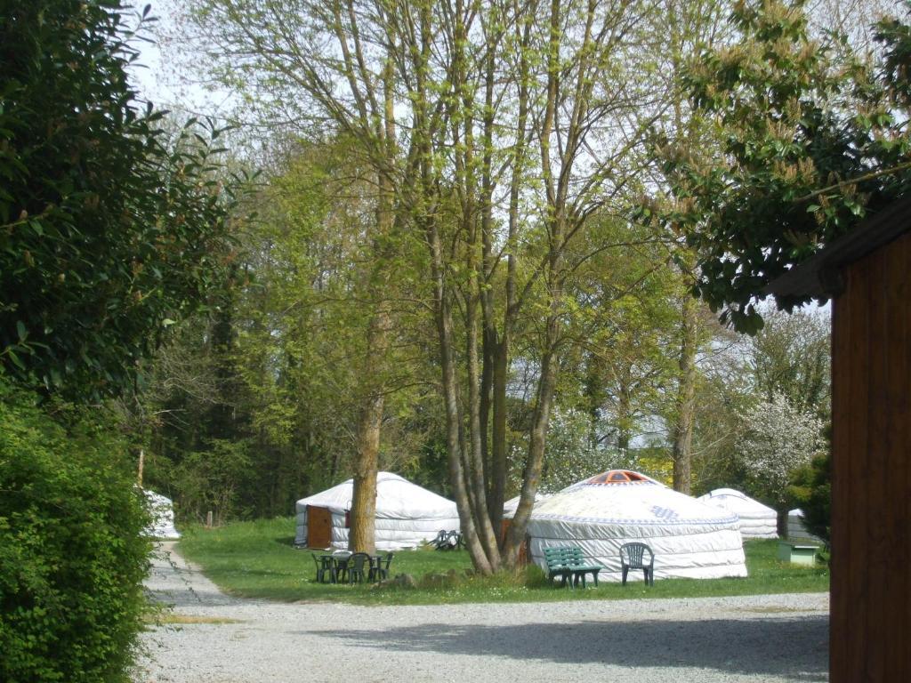 Village De Yourtes Beaussais Sur Mer Habitación foto